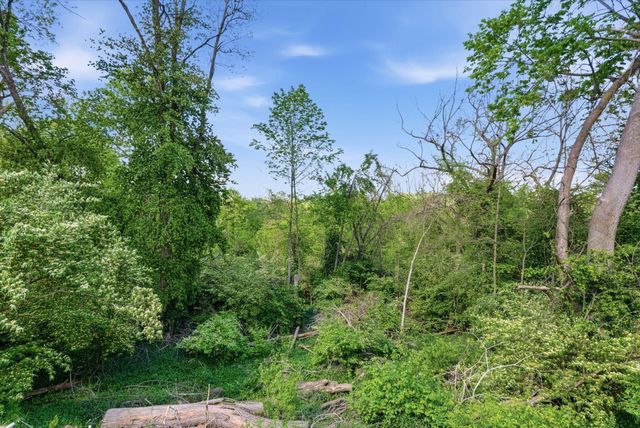 237 Rose Hill Avenue, Versailles, KY 40383