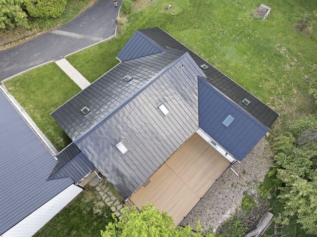 237 Rose Hill Avenue, Versailles, KY 40383