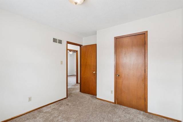 326 NE 6th Street, Ankeny, IA 50021