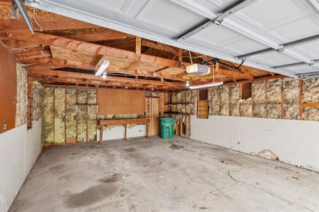 326 NE 6th Street, Ankeny, IA 50021