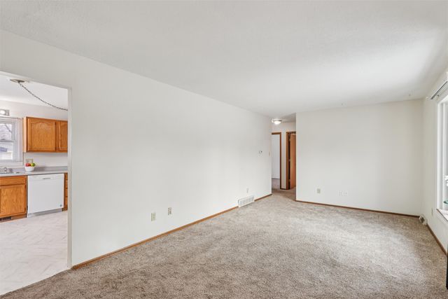 326 NE 6th Street, Ankeny, IA 50021