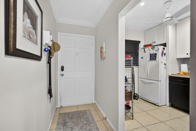 202 Oxford 200, West Palm Beach, FL 33417