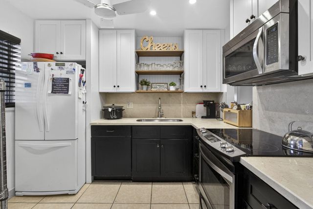 202 Oxford 200, West Palm Beach, FL 33417