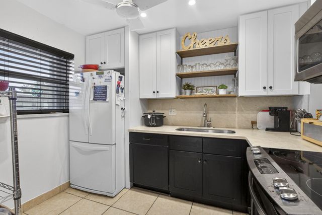 202 Oxford 200, West Palm Beach, FL 33417