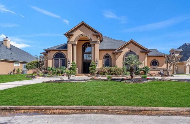 15818 Conners Ace Drive, Spring, TX 77379