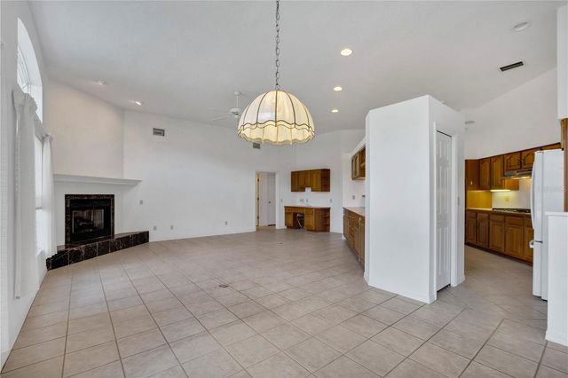 742 SANTA MARIA DRIVE, Winter Haven, FL 33884