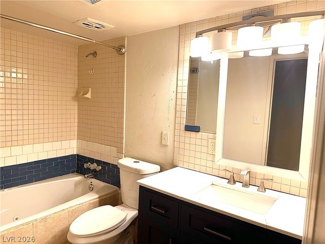 4521 Pacyna Street, Las Vegas, NV 89122