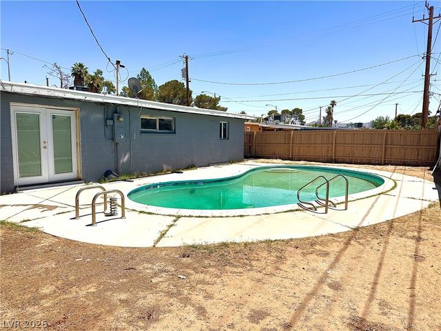 4521 Pacyna Street, Las Vegas, NV 89122
