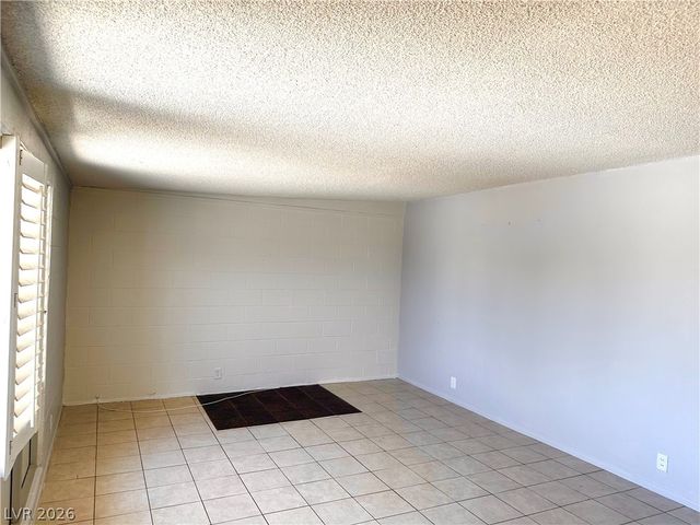4521 Pacyna Street, Las Vegas, NV 89122