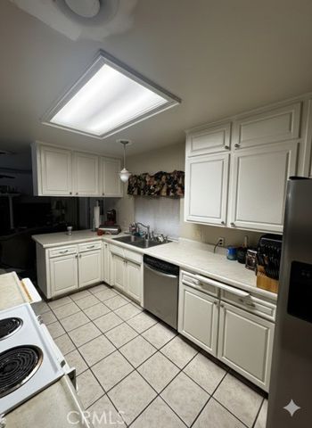 2348 Katy Ln, Merced, CA 95340