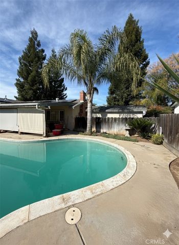 2348 Katy Ln, Merced, CA 95340