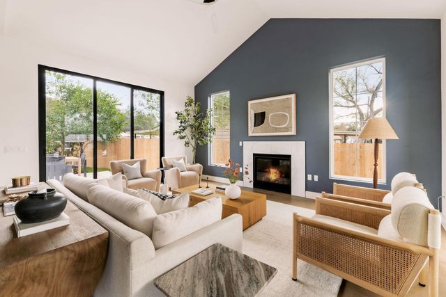 8303 Cochrane CV, Austin, TX 78757