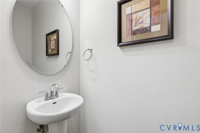13020 Elmont Rd, Ashland, VA 23005