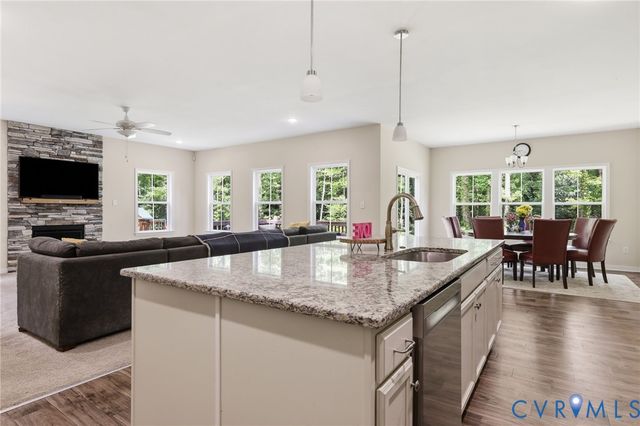 13020 Elmont Rd, Ashland, VA 23005