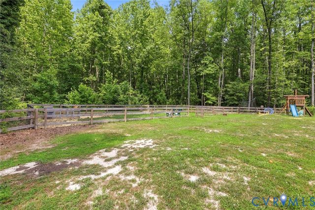 13020 Elmont Rd, Ashland, VA 23005