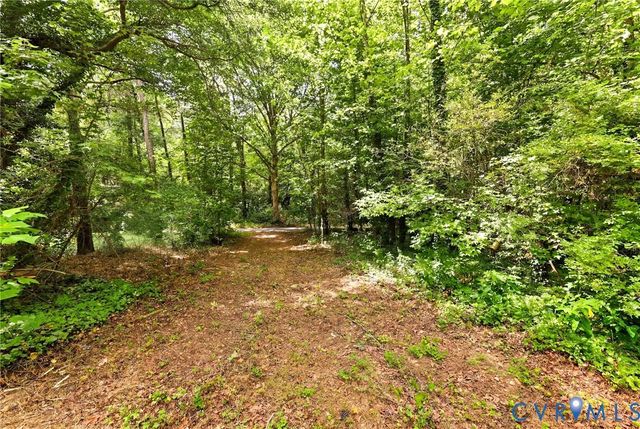13020 Elmont Rd, Ashland, VA 23005