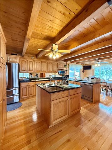 728 Latonka Dr, Coolspring Twp, PA 16137