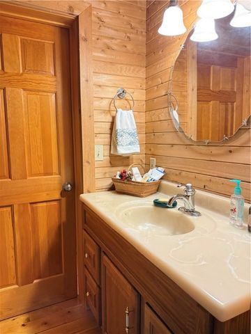 728 Latonka Dr, Coolspring Twp, PA 16137