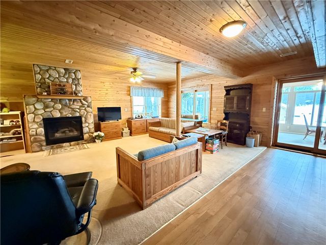 728 Latonka Dr, Coolspring Twp, PA 16137