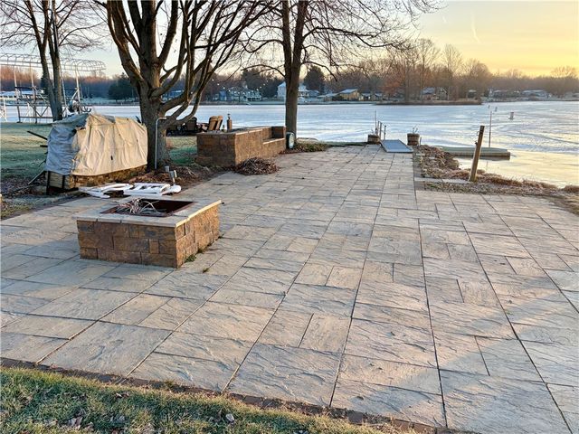 728 Latonka Dr, Coolspring Twp, PA 16137