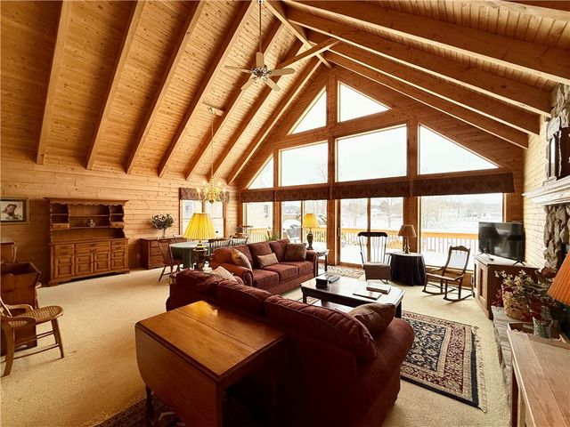 728 Latonka Dr, Coolspring Twp, PA 16137