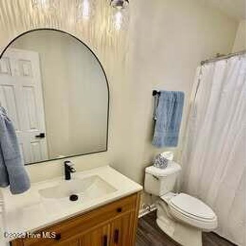 1407 Angels End A, Greenville, NC 27858