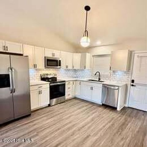 1407 Angels End A, Greenville, NC 27858