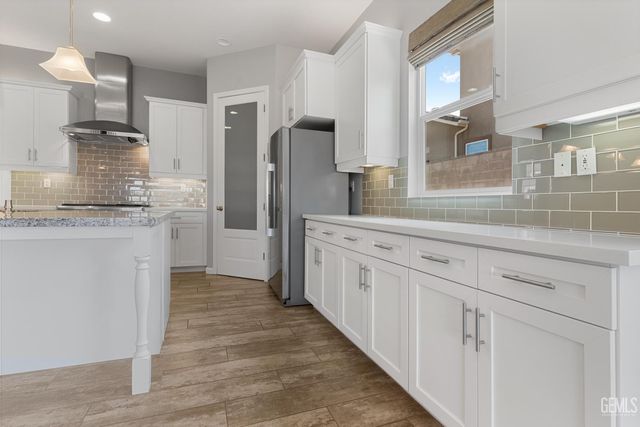 5010 Ventana Canyon Drive, Bakersfield, CA 93306