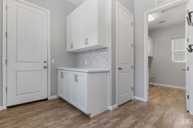 5010 Ventana Canyon Drive, Bakersfield, CA 93306