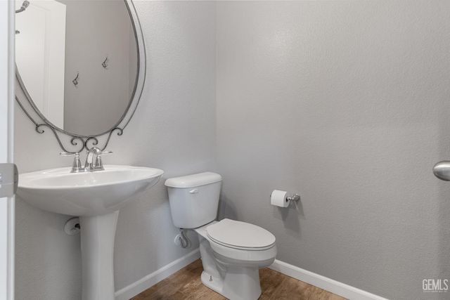 5010 Ventana Canyon Drive, Bakersfield, CA 93306