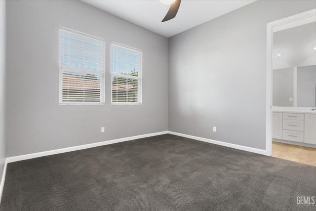 5010 Ventana Canyon Drive, Bakersfield, CA 93306