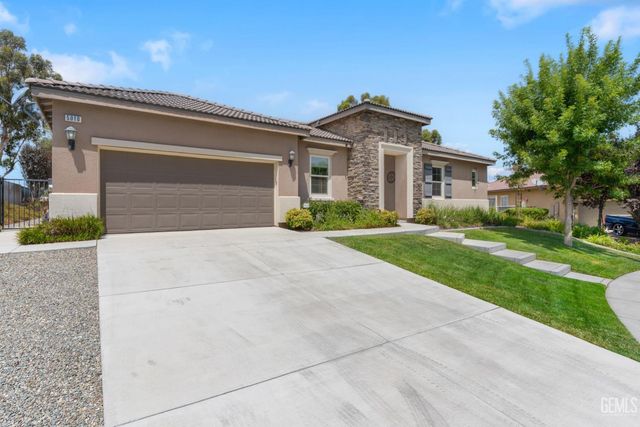 5010 Ventana Canyon Drive, Bakersfield, CA 93306