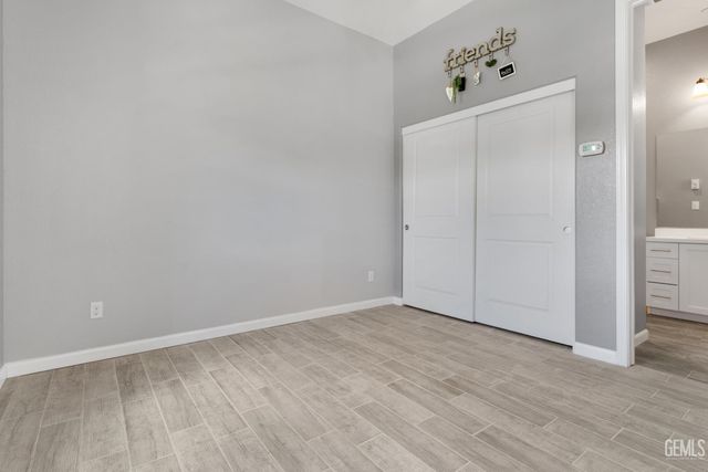 5010 Ventana Canyon Drive, Bakersfield, CA 93306