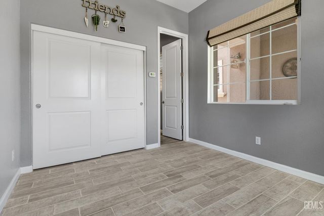 5010 Ventana Canyon Drive, Bakersfield, CA 93306