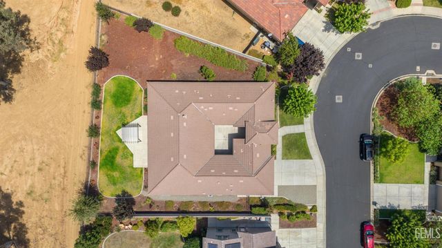 5010 Ventana Canyon Drive, Bakersfield, CA 93306