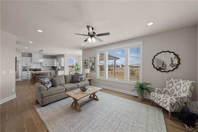 16967 S Hunter Street, Olathe, KS 66062