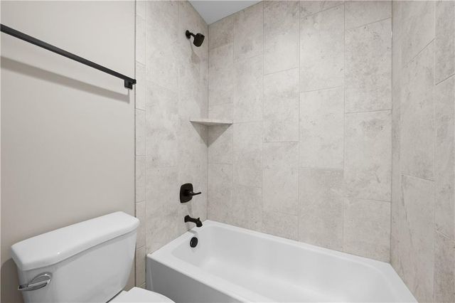 16967 S Hunter Street, Olathe, KS 66062