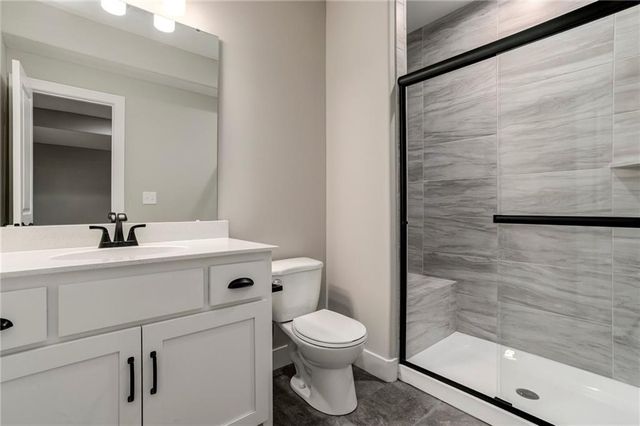 16967 S Hunter Street, Olathe, KS 66062