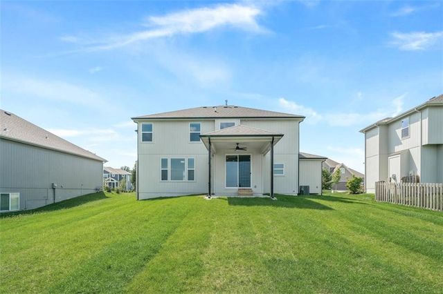 16967 S Hunter Street, Olathe, KS 66062