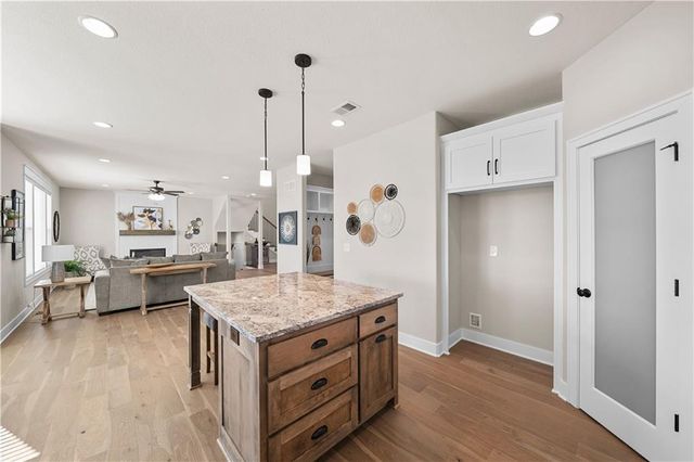 16967 S Hunter Street, Olathe, KS 66062