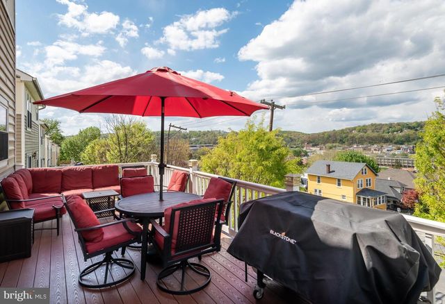 415 COLINA LN, Coatesville, PA 19320