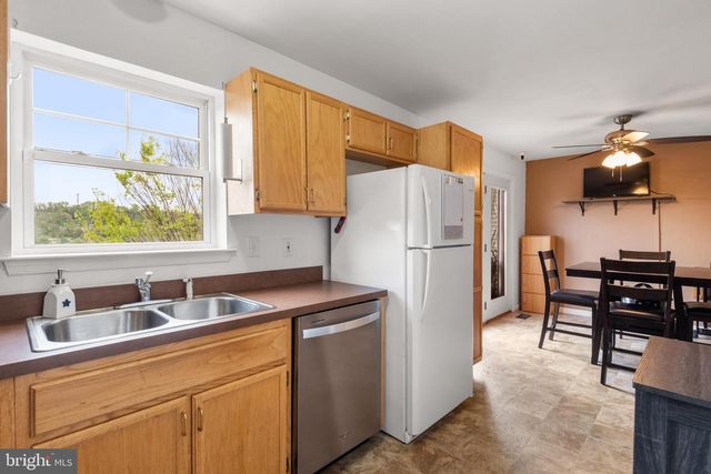 415 COLINA LN, Coatesville, PA 19320