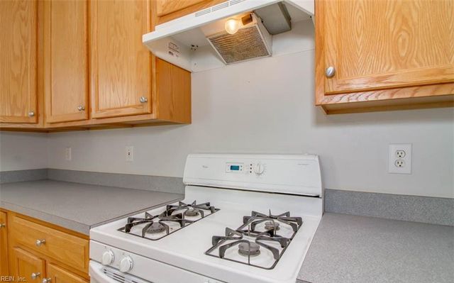 2305 Bizzone CIR, Virginia Beach, VA 23464