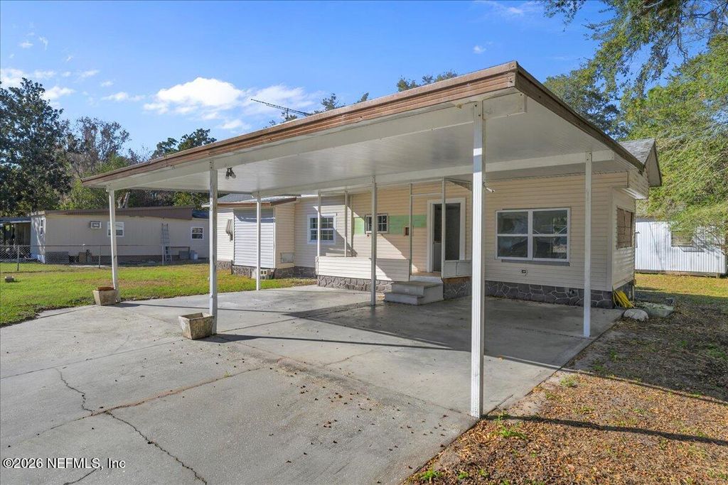 118 CHAR Lane, Crescent City, FL 32112