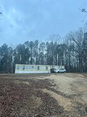 437 S Ore Rd, Westpoint, TN 38486