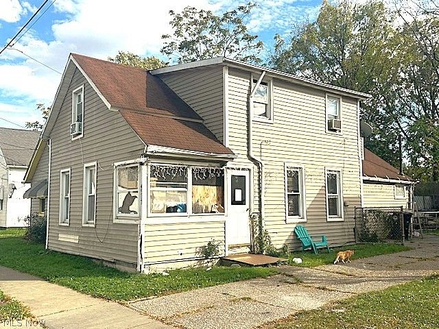 4517 Hyde Avenue, Cleveland, OH 44109