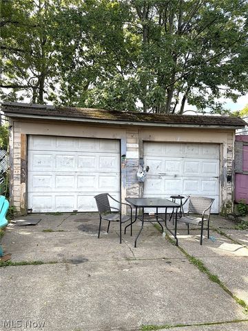 4517 Hyde Avenue, Cleveland, OH 44109