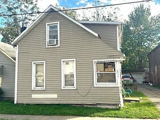 4517 Hyde Avenue, Cleveland, OH 44109