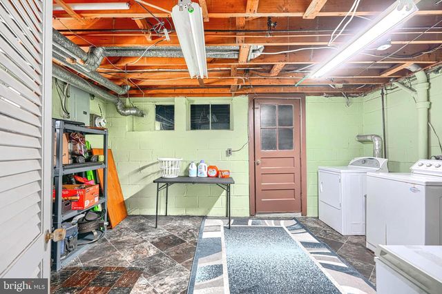 2829 CRESTON RD, Baltimore, MD 21222