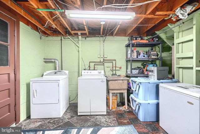 2829 CRESTON RD, Baltimore, MD 21222